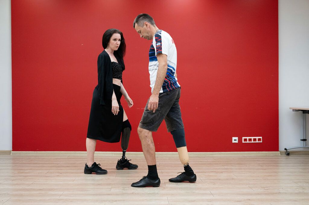 Танго на протезах. В Москве работает уникальная школа танцев, где учат танцевать на своей и искусственной ноге