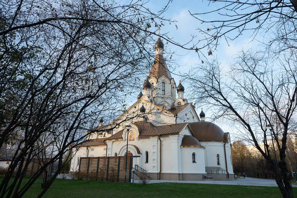 храм в честь иконы Божией Матери «Неопалимая Купина» в Отрадном