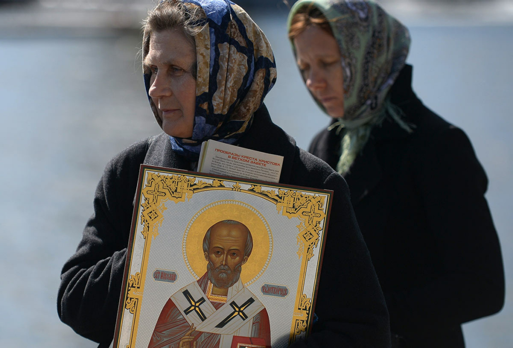 В очереди к храму Христа Спасителя, где находился ковчег с мощами святителя Николая Чудотворца, которые впервые за 930 лет покинули итальянский город Бари